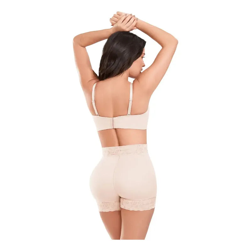 Short Con Realce Invisible En Glúteos Ann Chery 1101 Color Beige Talla M/34